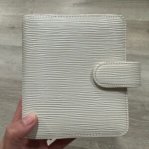CH158 Cloth & Paper Foundations 6-Ring Leather Agenda Cover - Ivory